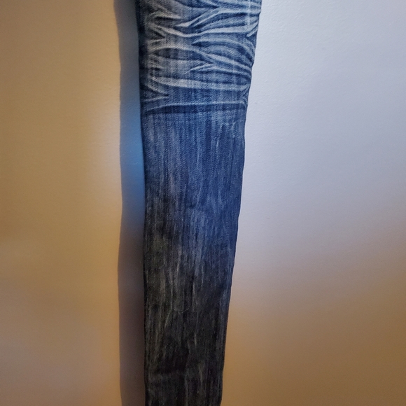 Almost Famous Ripped Denim Skinny Jeans - Size 3 - Picture 10 of 12